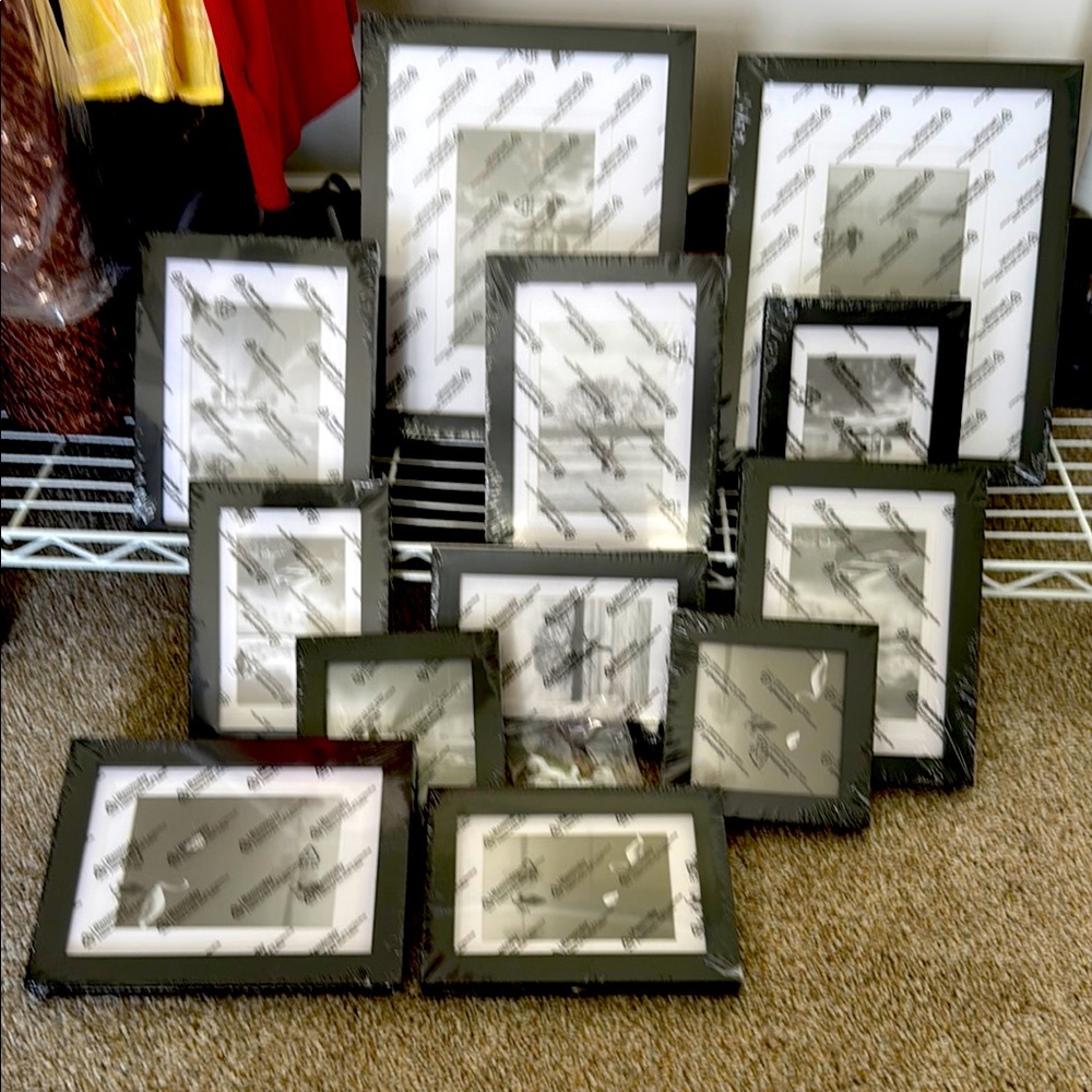 Black Photo Frame Set